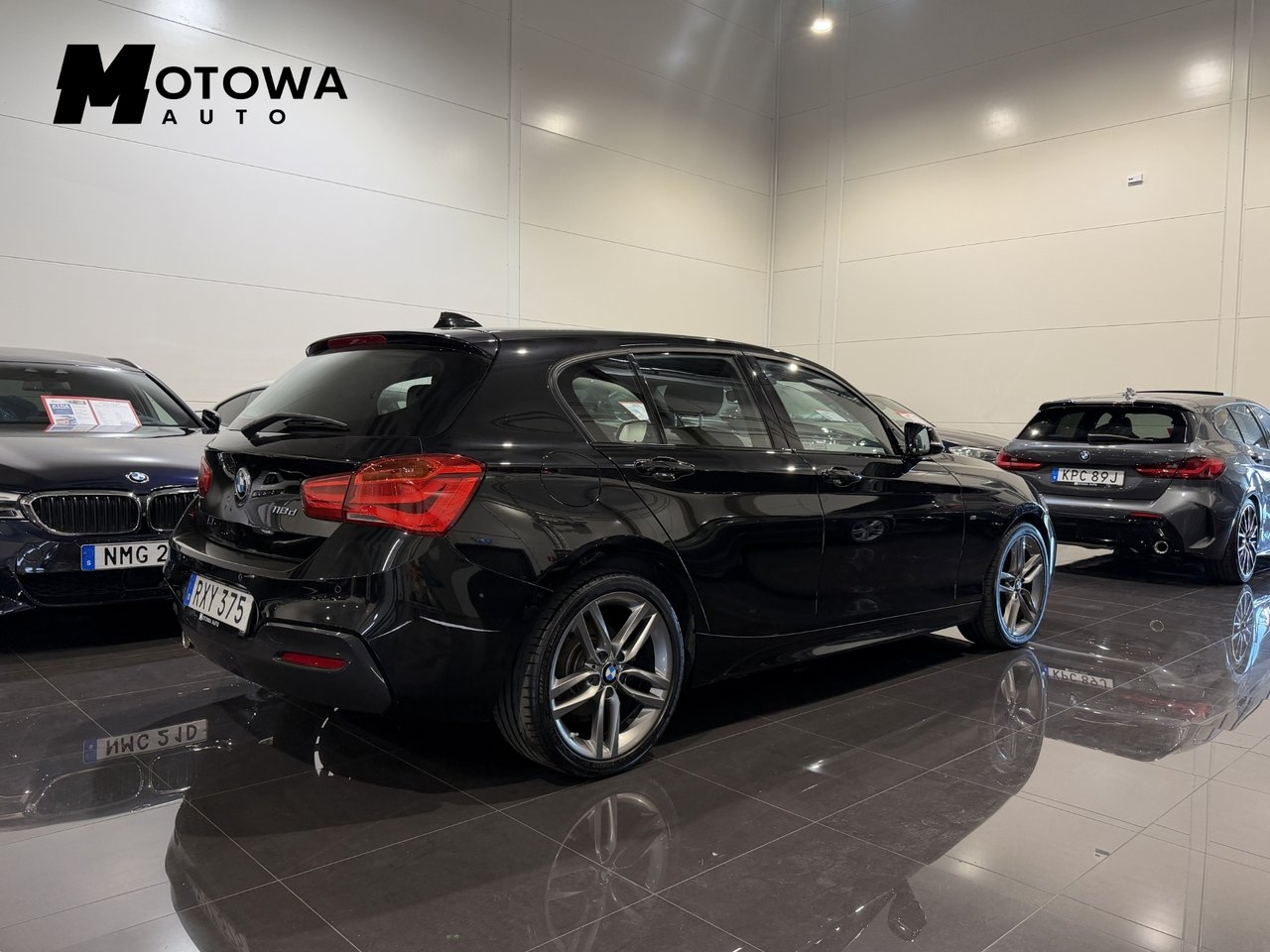 BMW 118 2018, photo 2/10