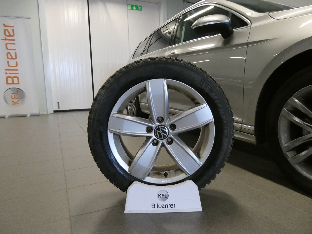 Volkswagen Passat 2.0 TDI 190HK R-line 2017, photo 2/10