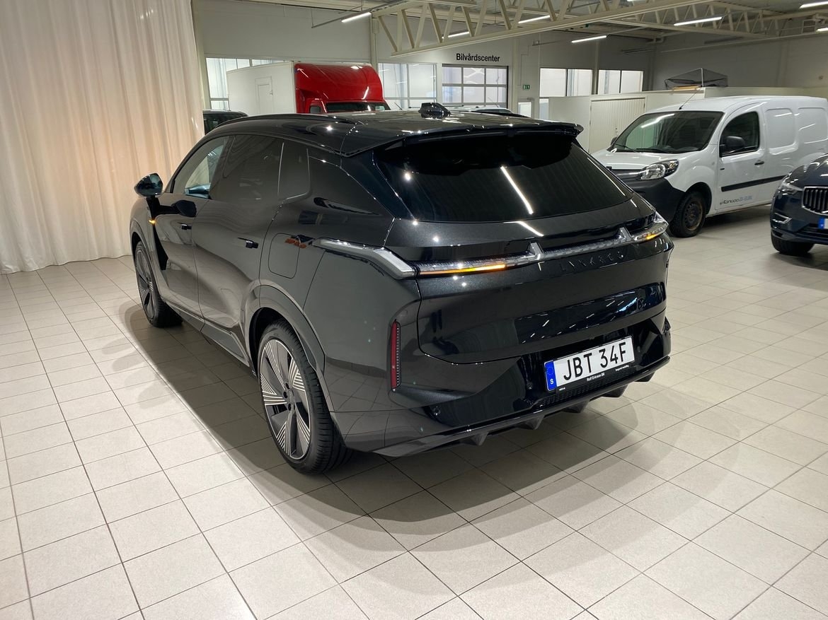 Lynk & Co 08 More PHEV 2025, bild 4/10