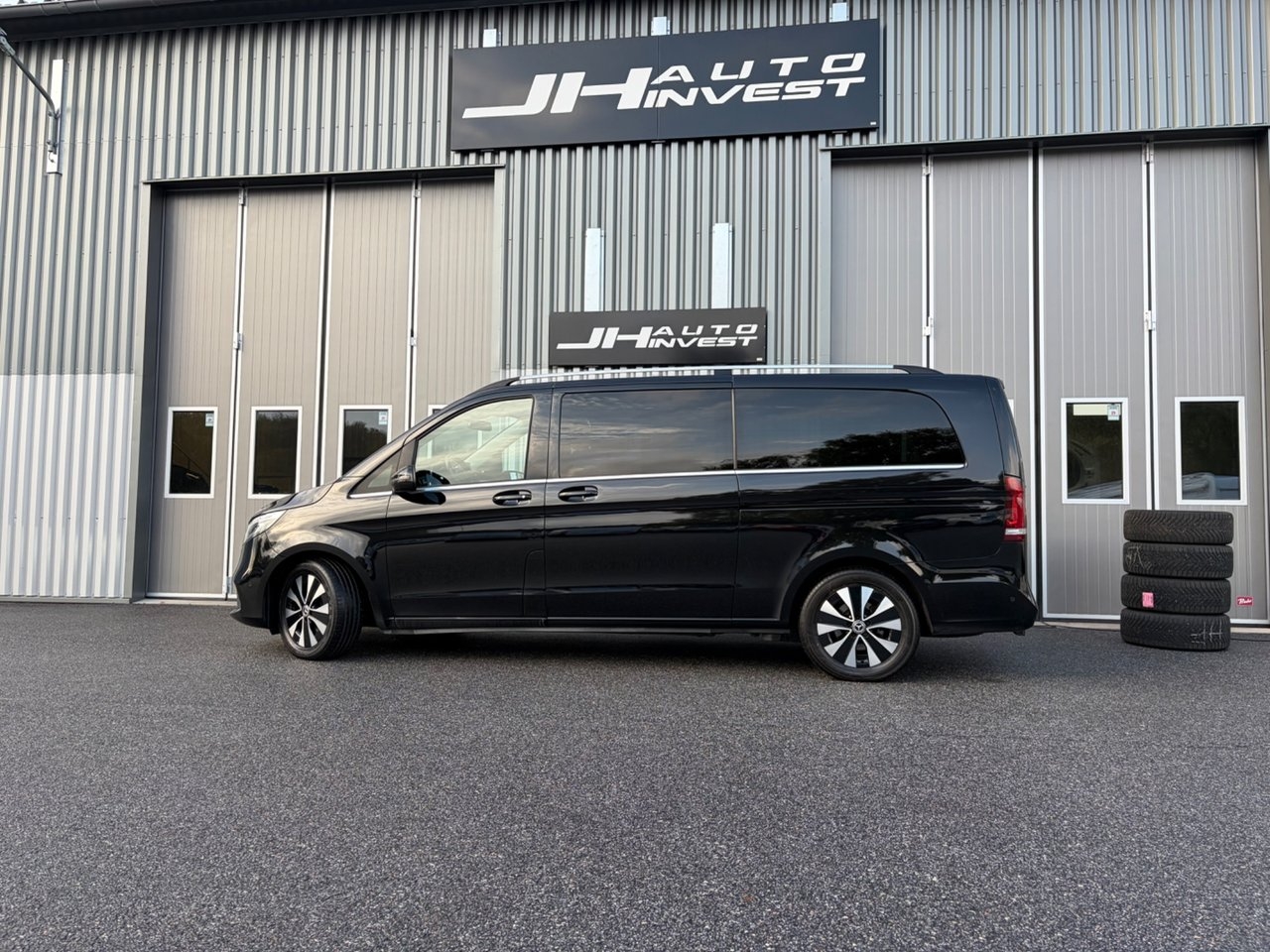 Mercedes-Benz V 2020, photo 7/10