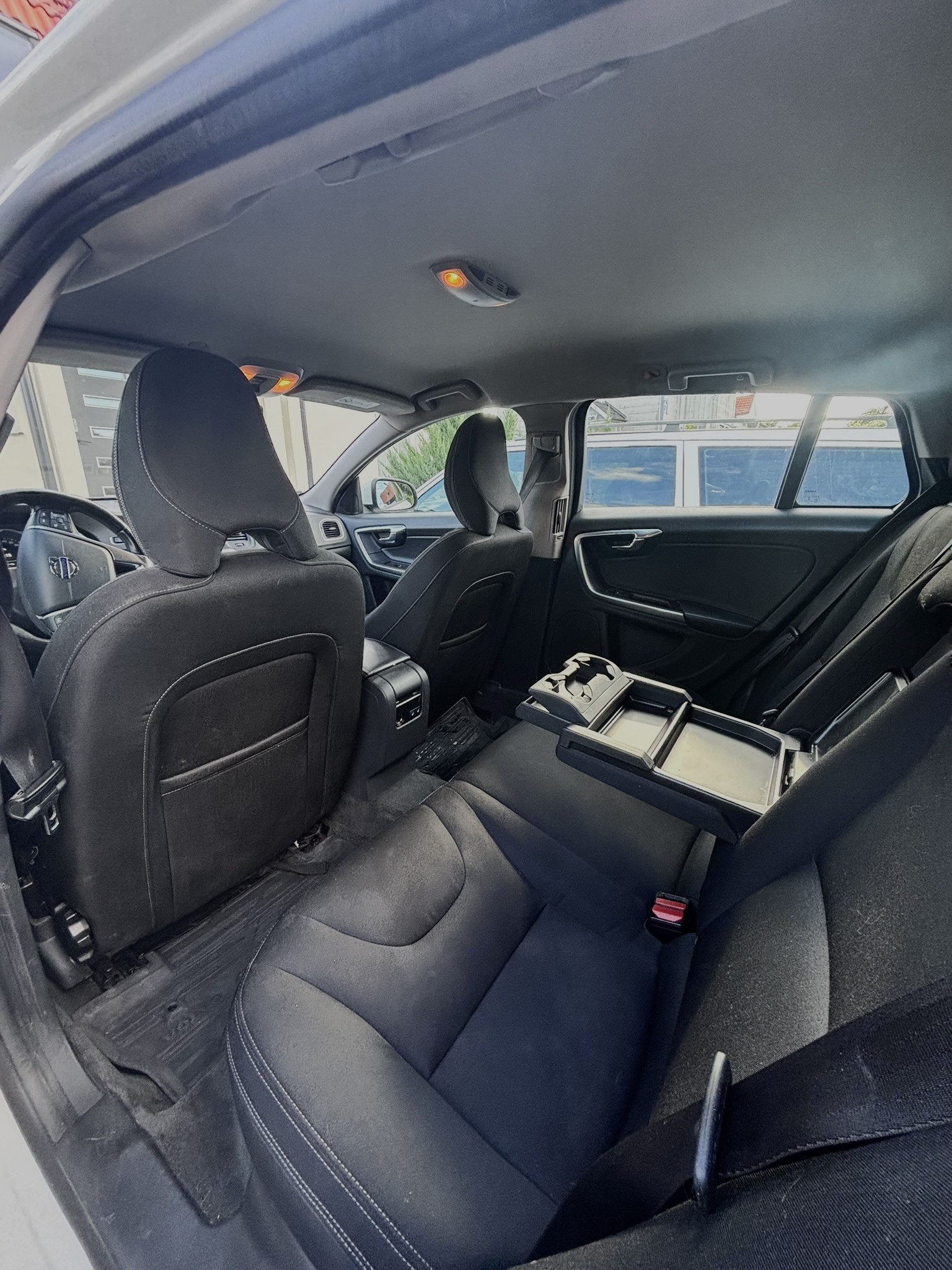 Volvo V60 T3 Manuell 2017, bild 7/9