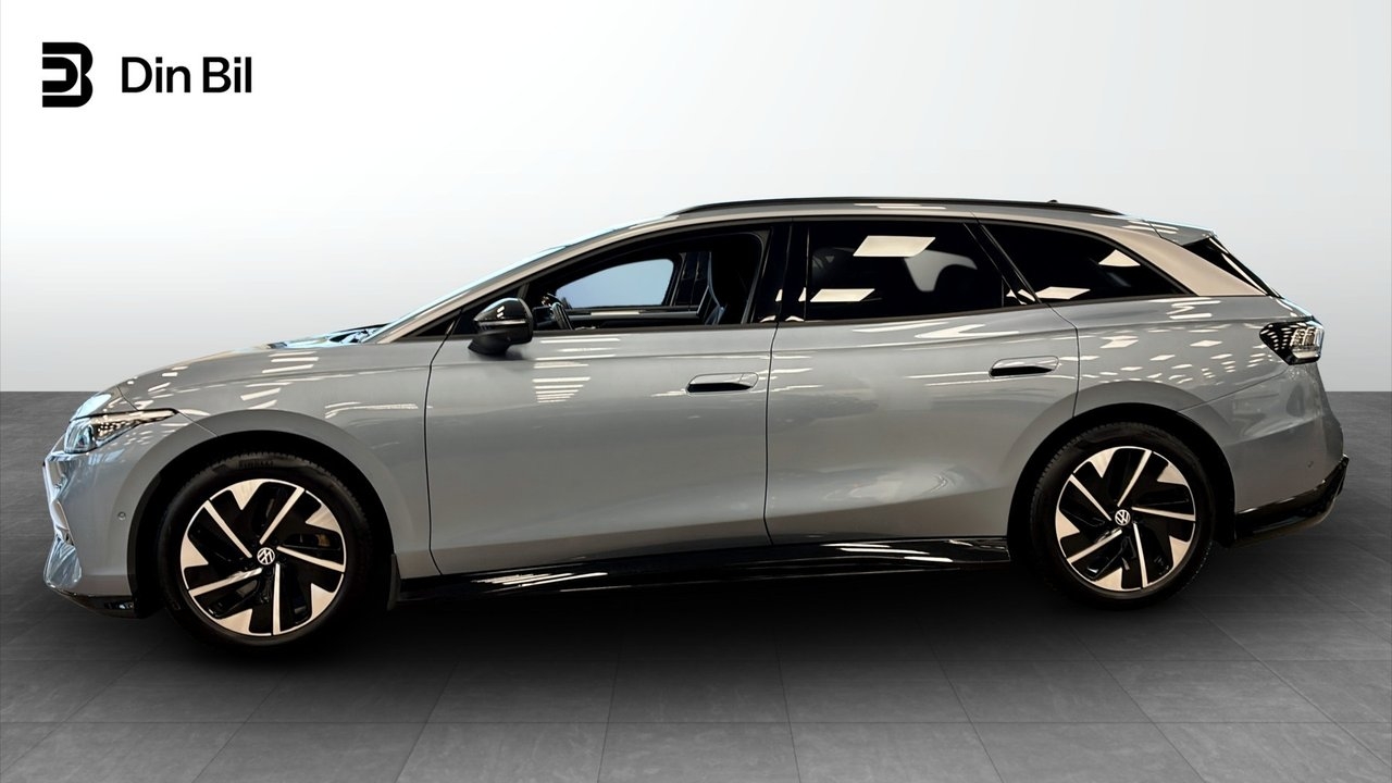 Volkswagen ID.7 Tourer Pro 2025, bild 2/14