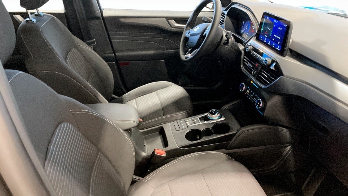 Ford Kuga PHEV Titanium 2024, bild 3/9