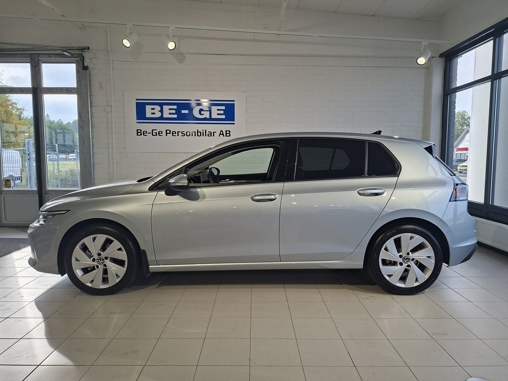 Volkswagen Golf 2026, bild 4/10