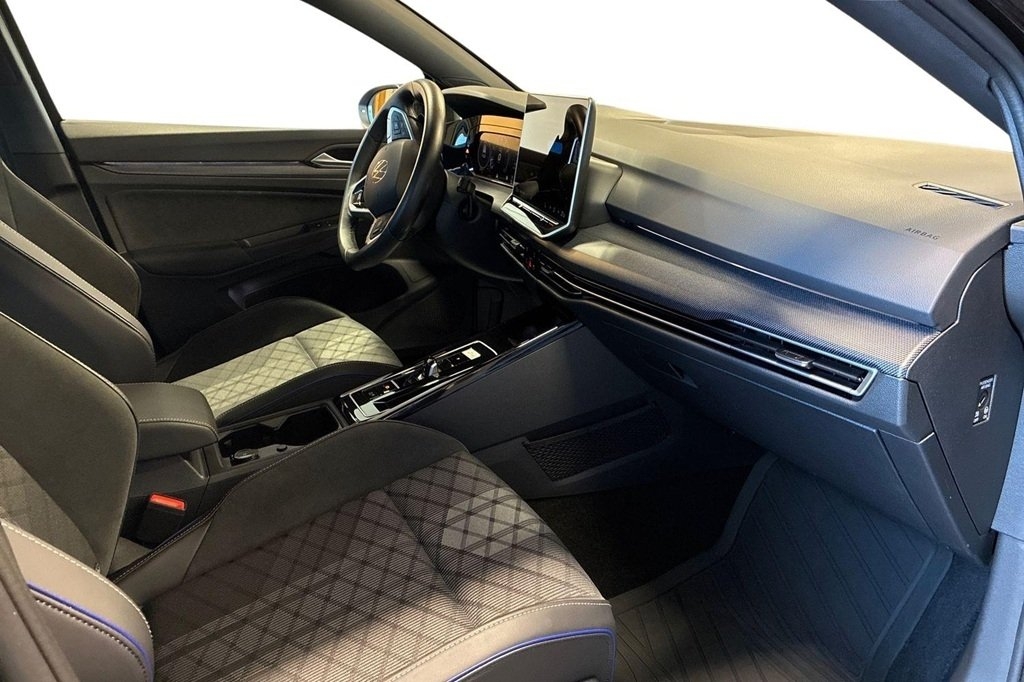 Volkswagen Golf 2026, bild 6/10