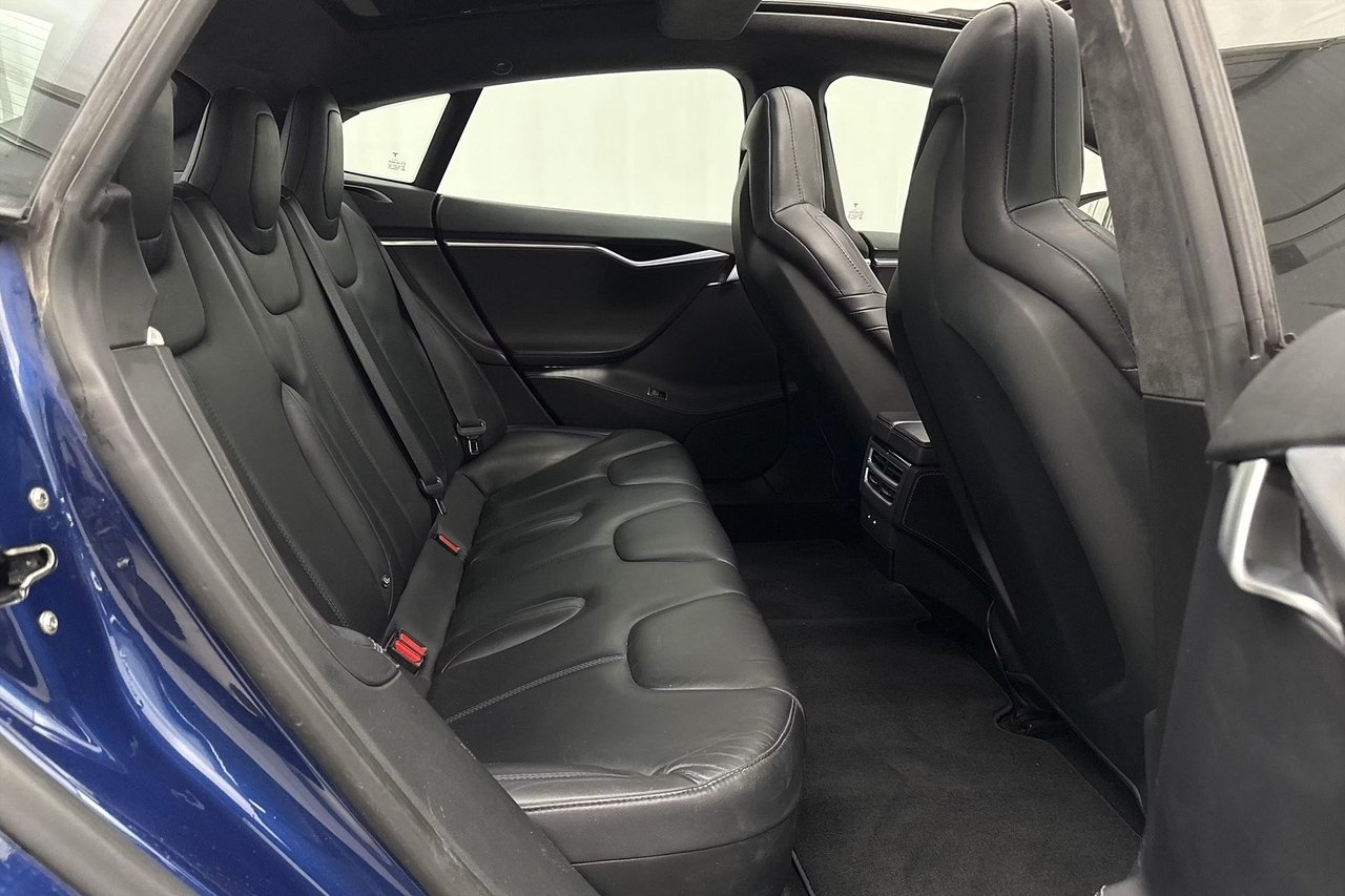 Tesla Model S 2016, bild 7/10