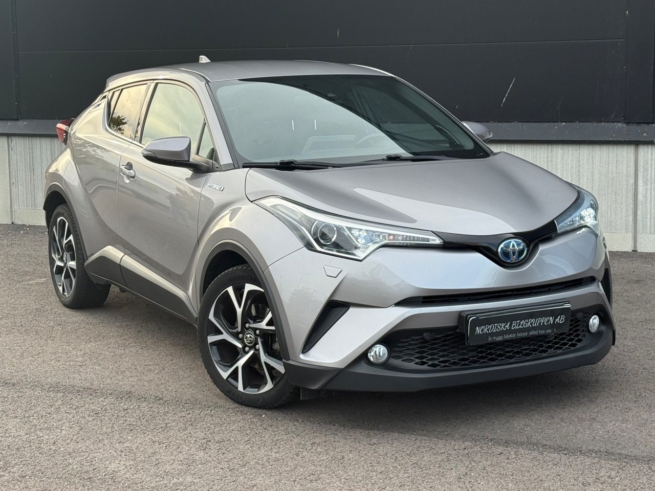 Toyota C-HR Hybrid CVT X-Edition Euro 6 2019, bild 4/10