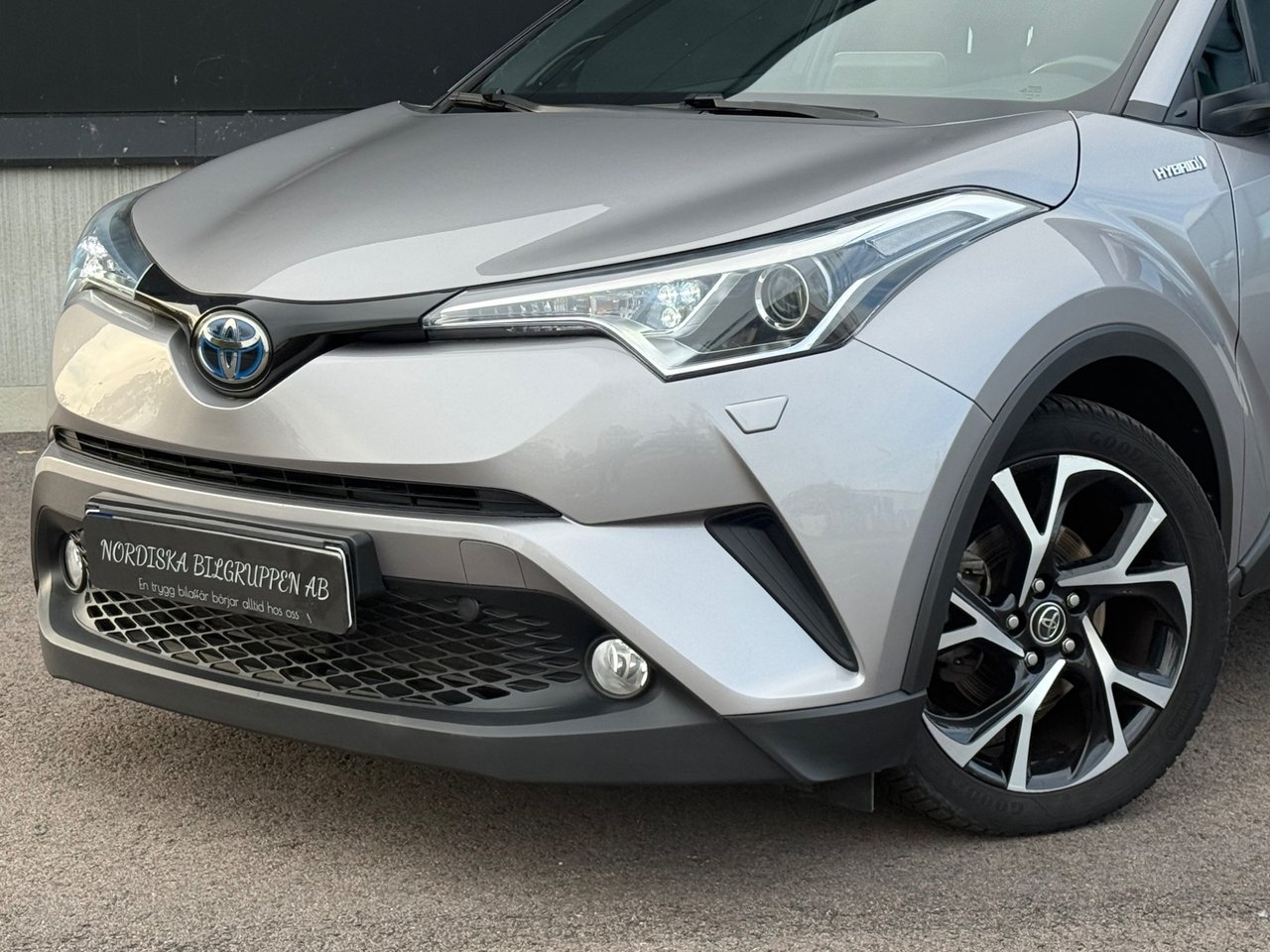 Toyota C-HR Hybrid CVT X-Edition Euro 6 2019, bild 3/10