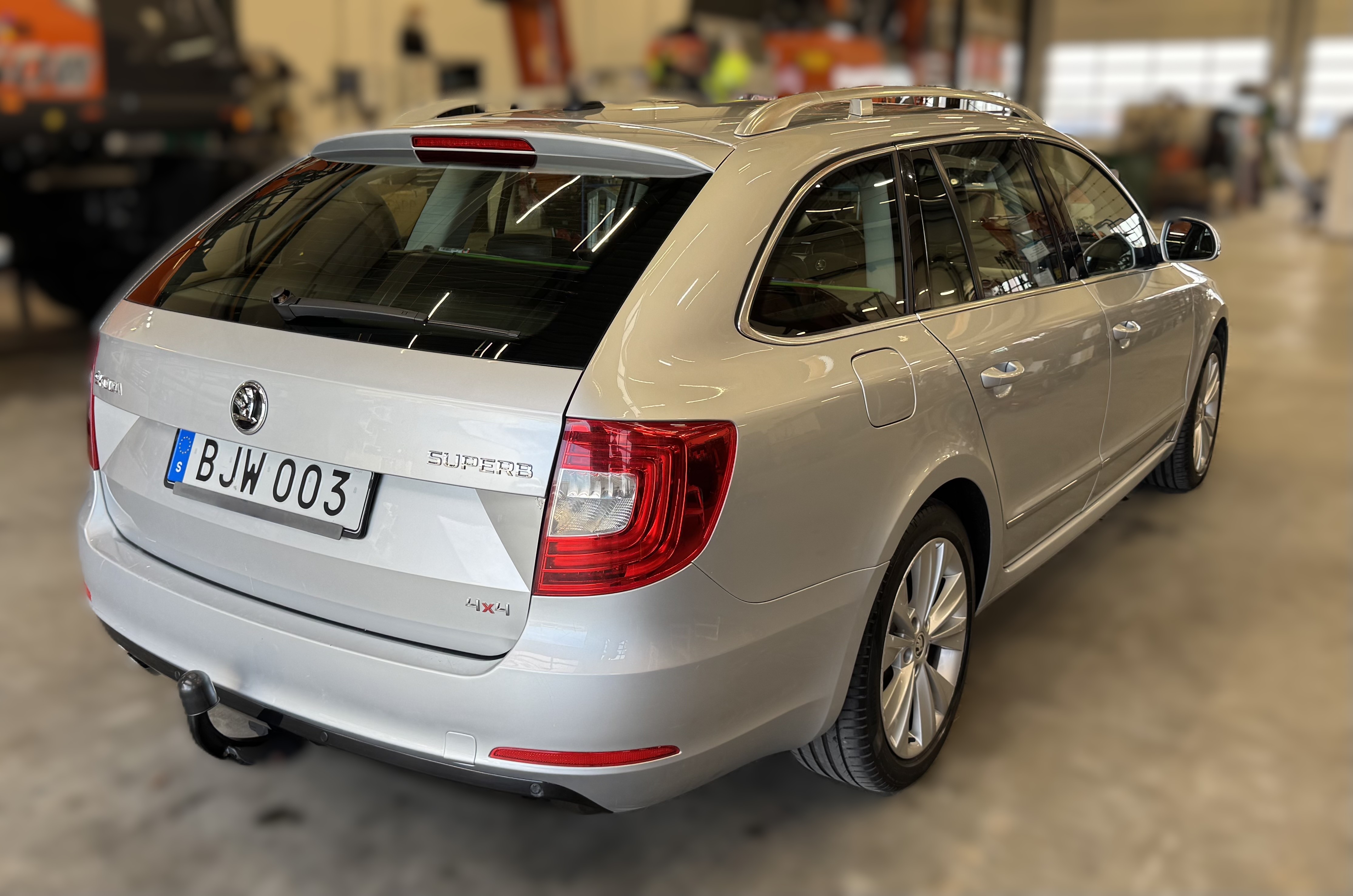 Skoda Superb 2015, bild 6/6