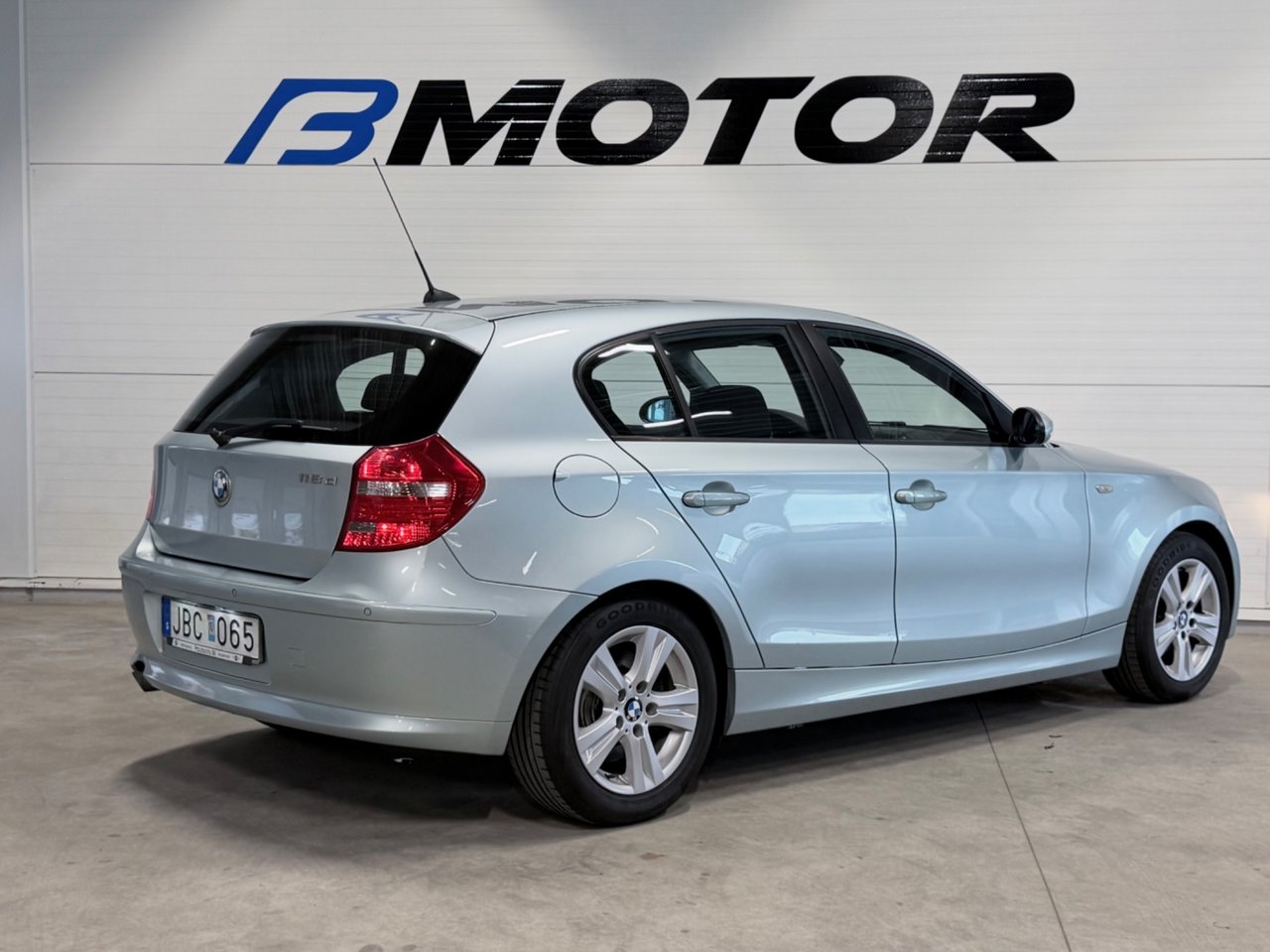 BMW 118 d 5-dörrars Advantage, Comfort 2009, bild 5/10
