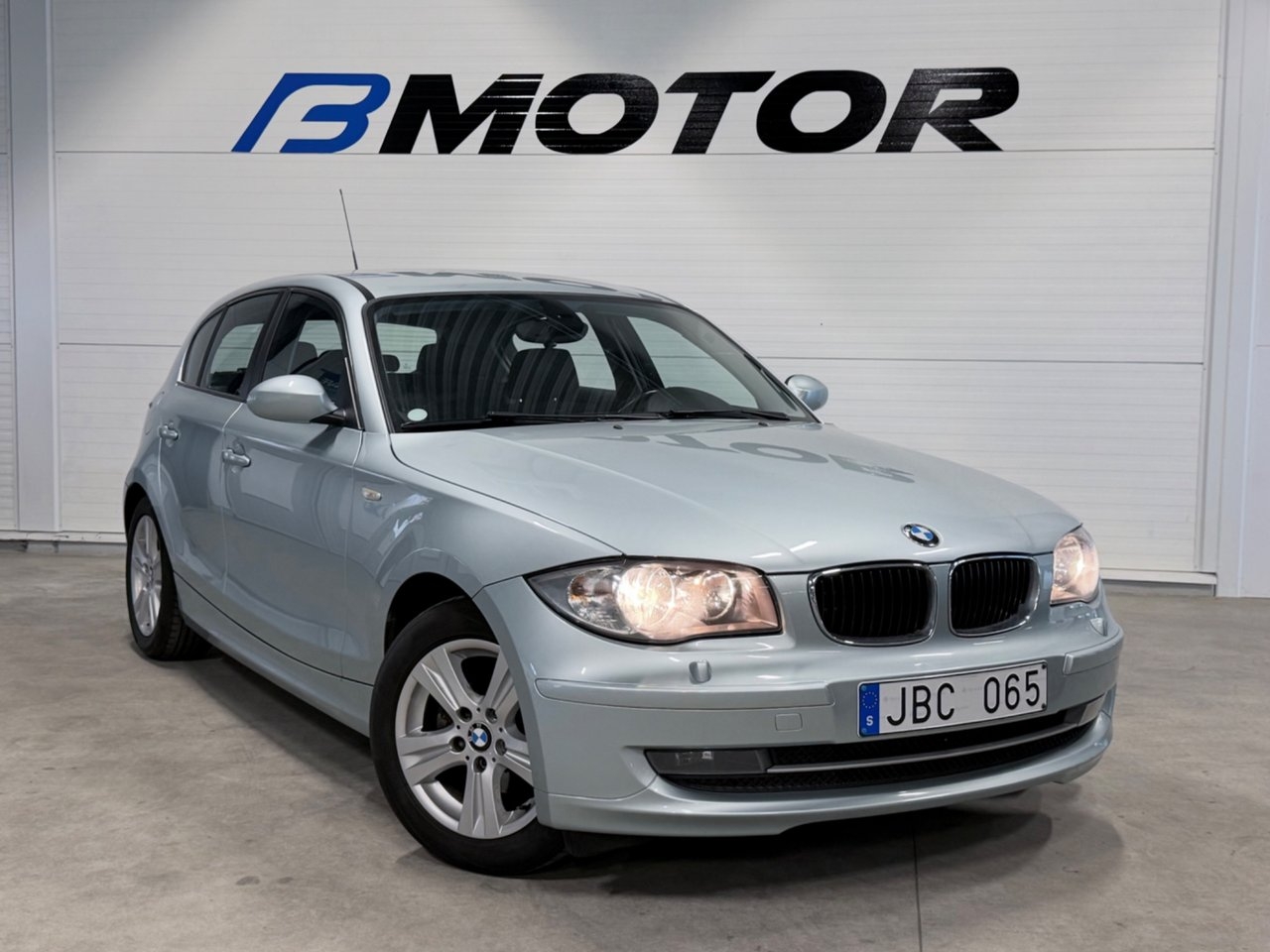 BMW 118 d 5-dörrars Advantage, Comfort 2009, bild 2/10