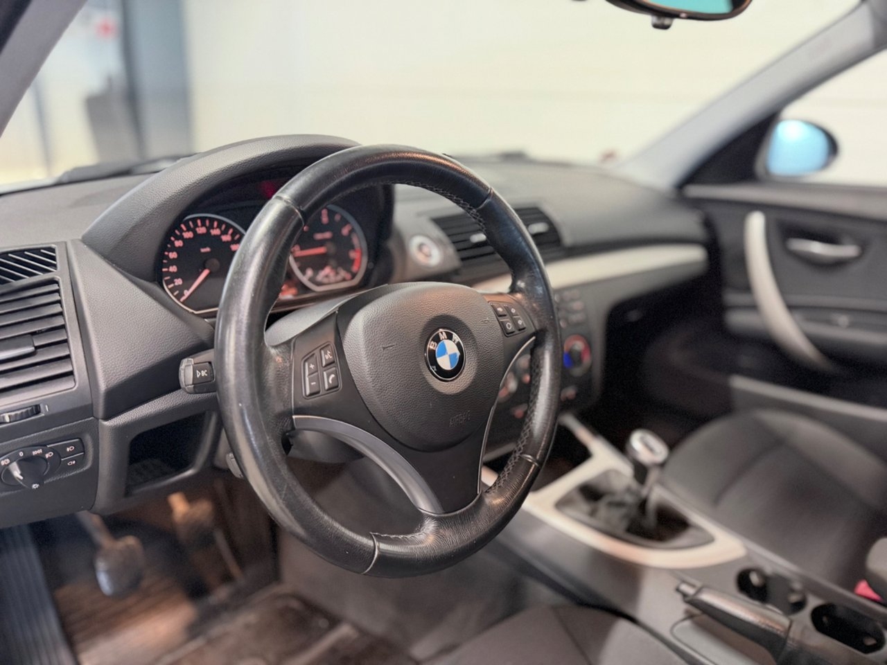 BMW 118 d 5-dörrars Advantage, Comfort 2009, bild 7/10