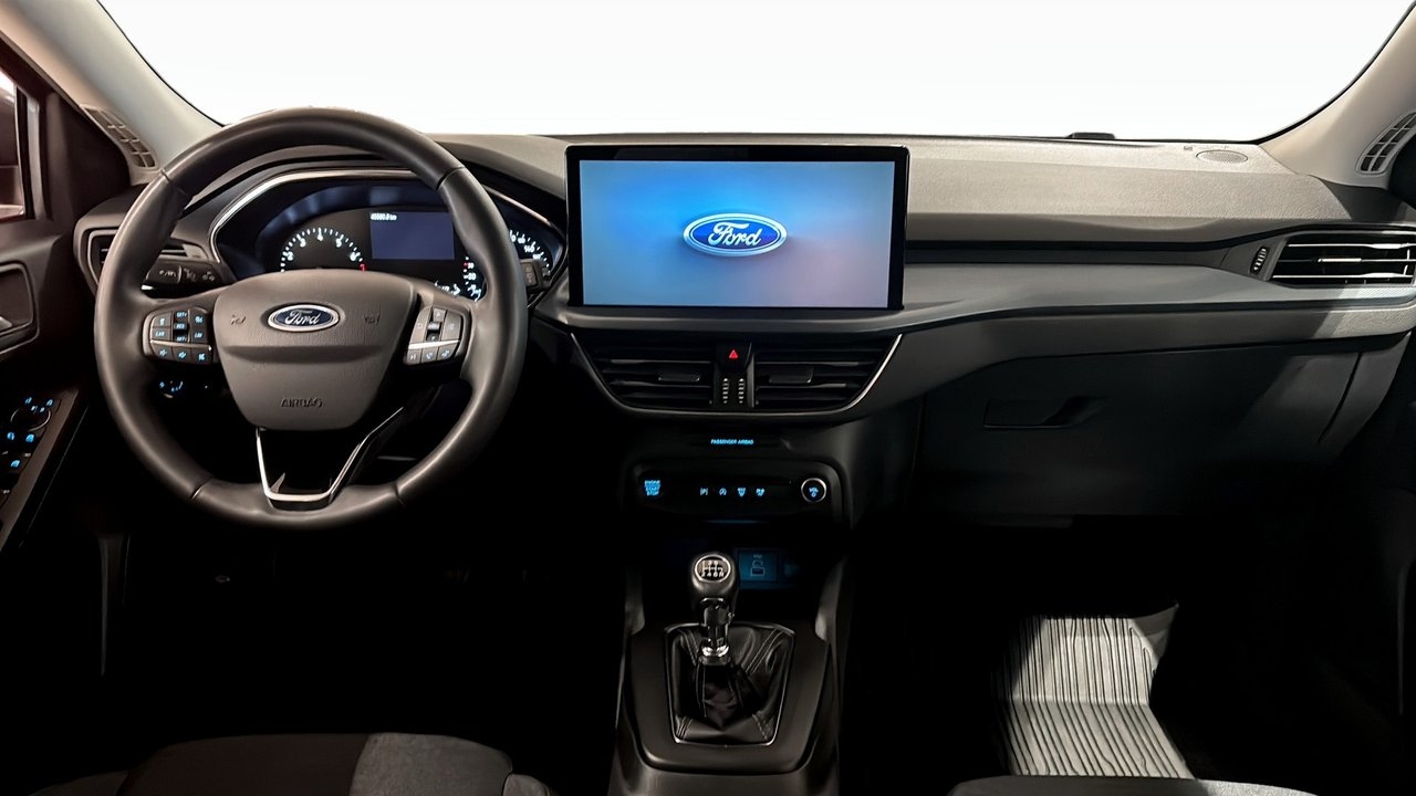 Ford Focus 2024, photo 4/9