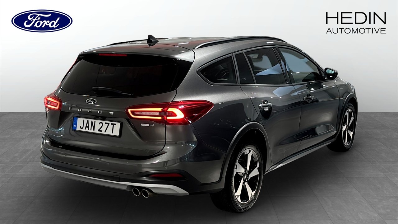 Ford Focus 2024, photo 2/9