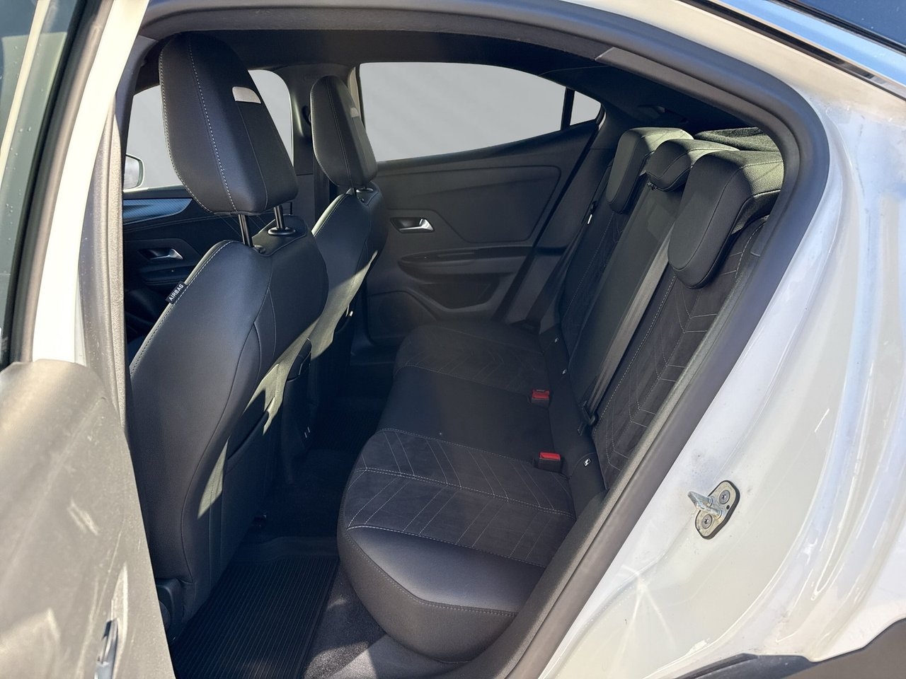 Opel Mokka 2022, bild 7/10