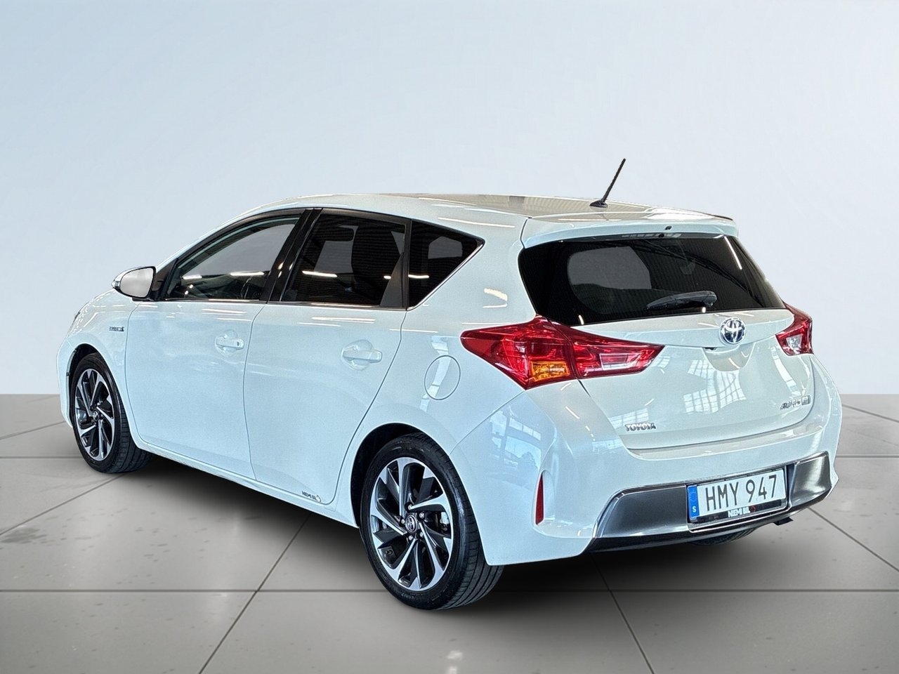 Toyota Auris Hybrid e-CVT Edition 50 S&V 2013, bild 5/10