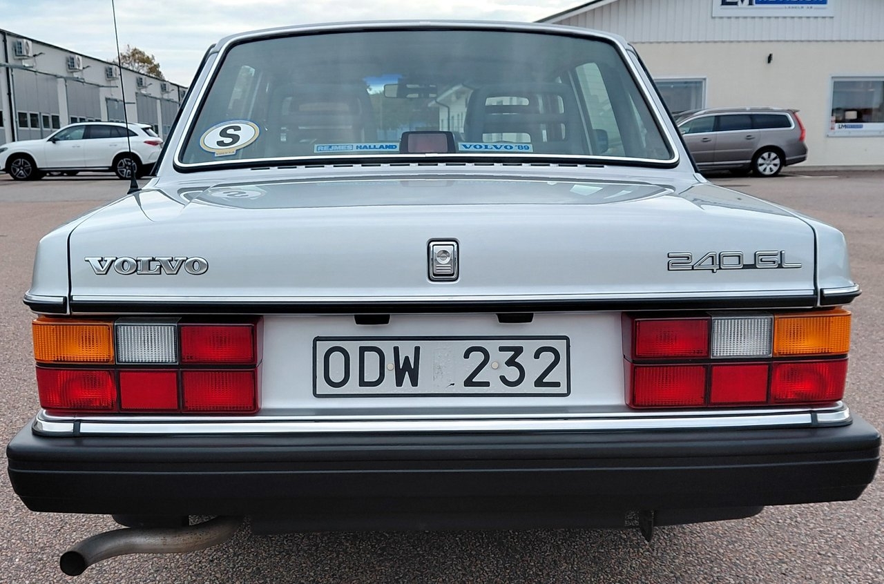 Volvo 244 1989, bild 6/10