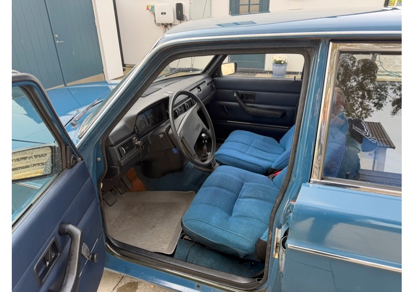 Volvo 244 2.1 manuell 1977, bild 7/7