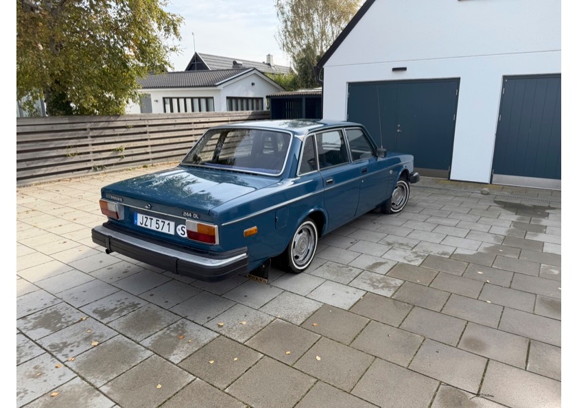 Volvo 244 2.1 manuell 1977, bild 4/7
