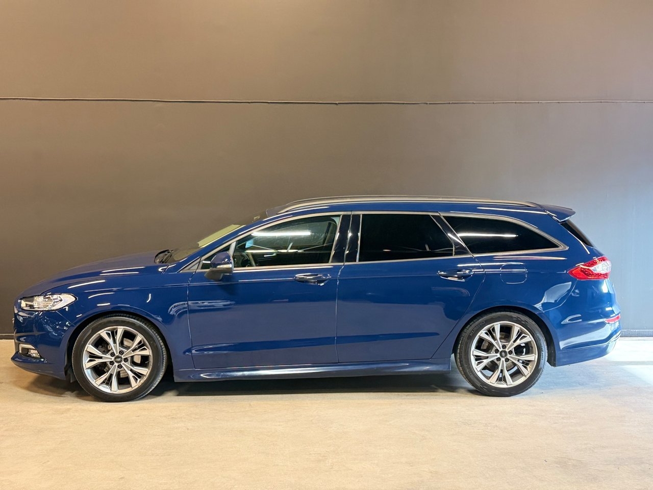 Ford Mondeo 2017, bild 3/10