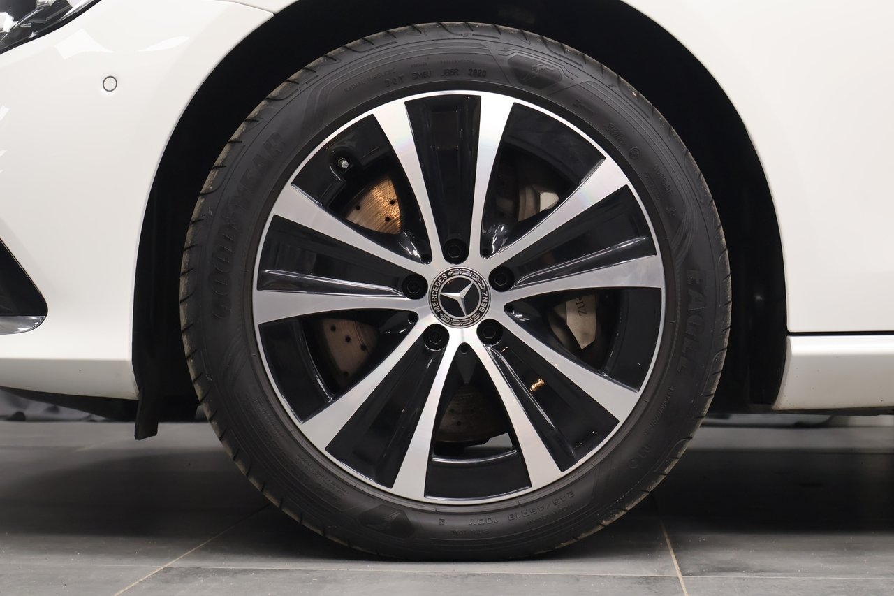 Mercedes-Benz E 2021, photo 6/10