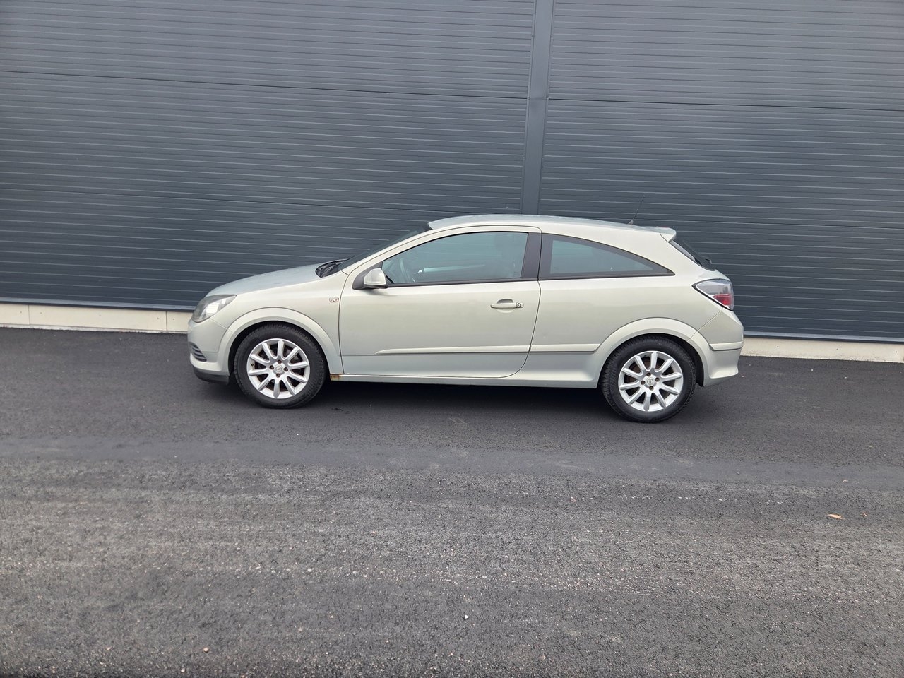 Opel Astra 2005, kuva 3/10