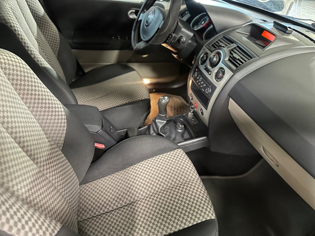 Renault Megane 2004, bild 7/9