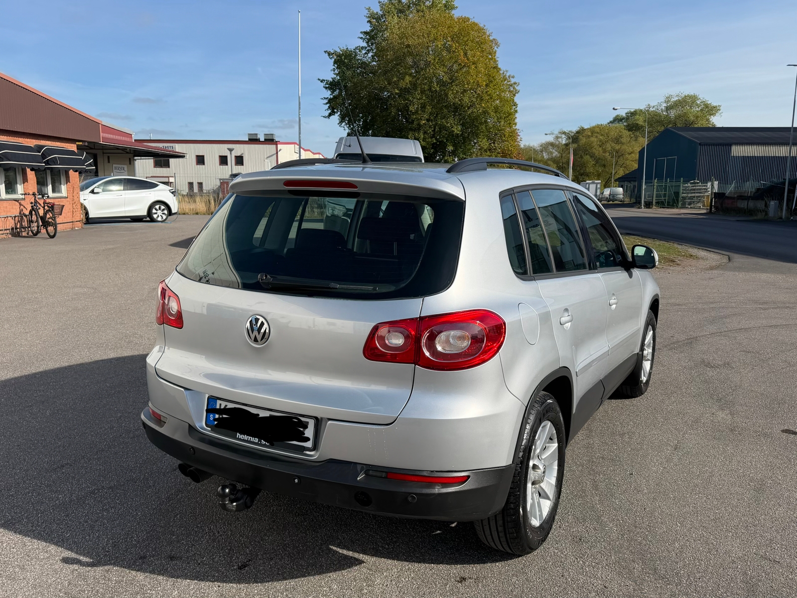 Volkswagen Tiguan 2010, photo 4/8