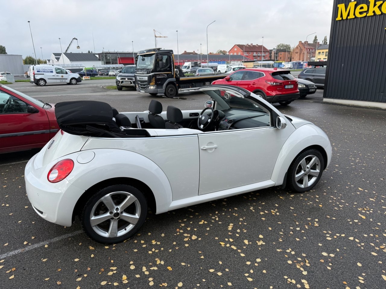 Volkswagen New Beetle 2010, bild 7/10