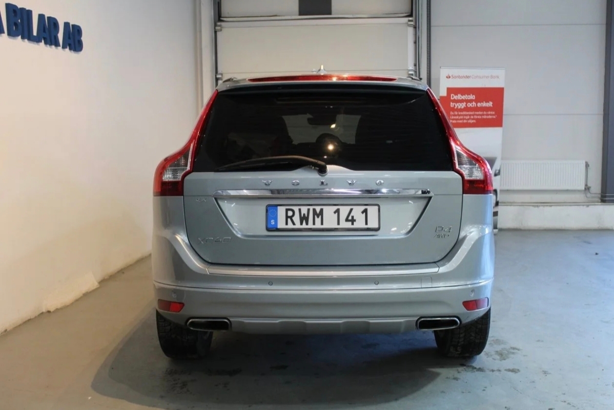 Volvo XC60 D4 AWD Geartronic 2016, bild 2/10