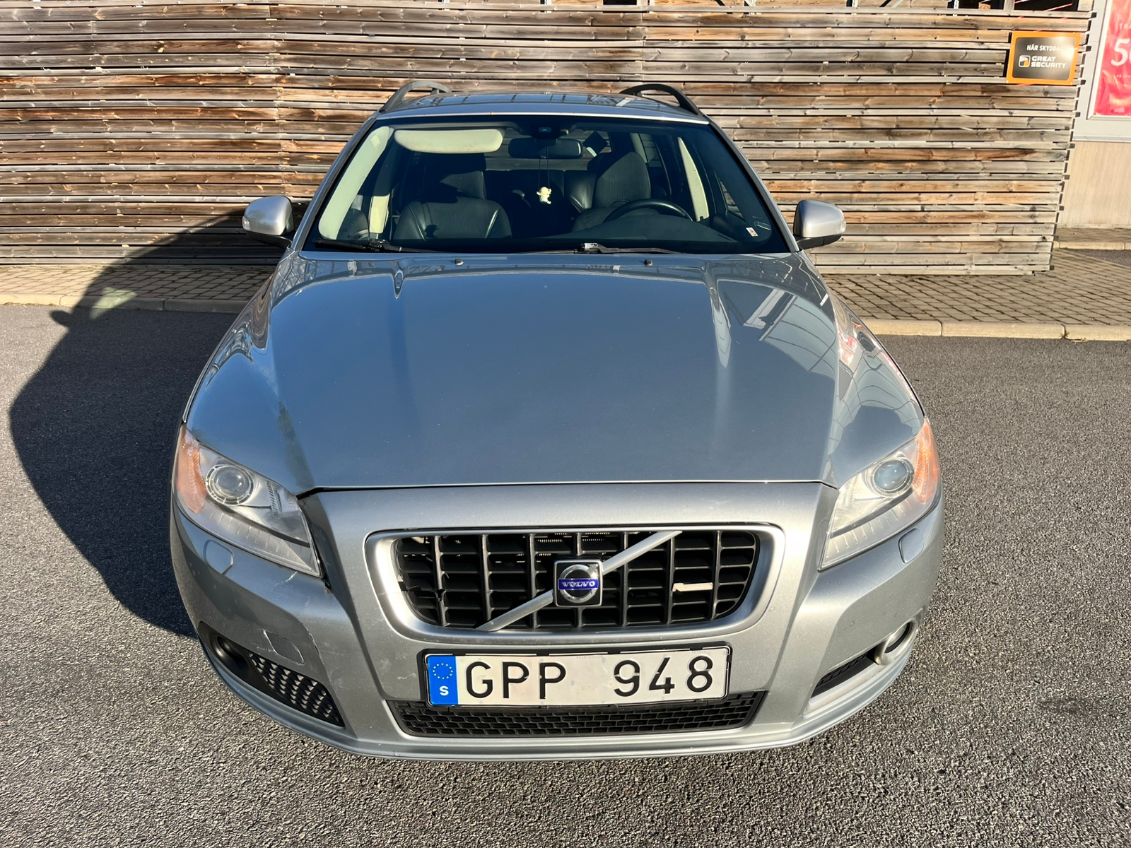Volvo V70 2.0F Manuell 2008, bild 2/10