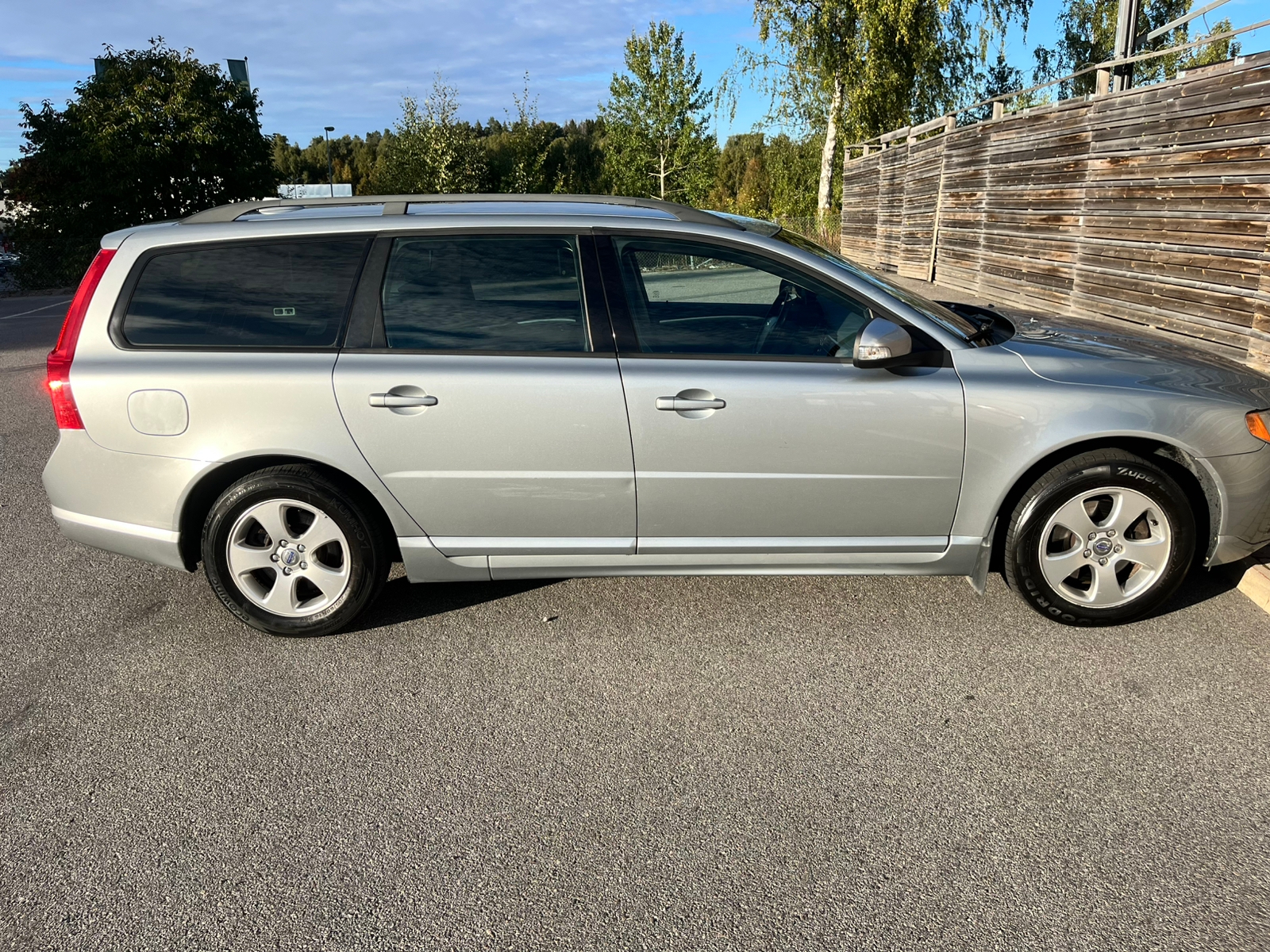 Volvo V70 2.0F Manuell 2008, bild 5/10