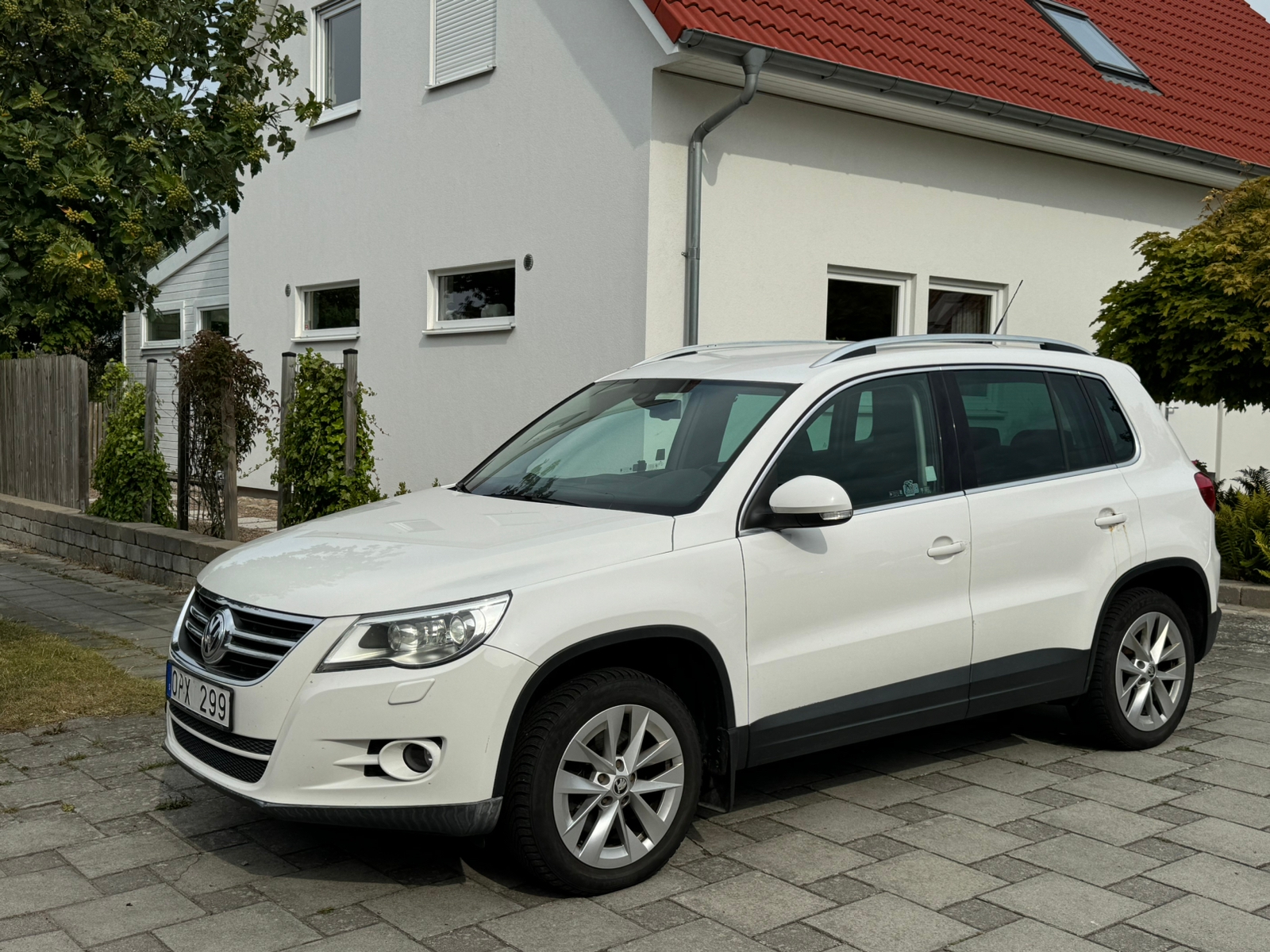 Volkswagen Tiguan 2010, bild 2/7