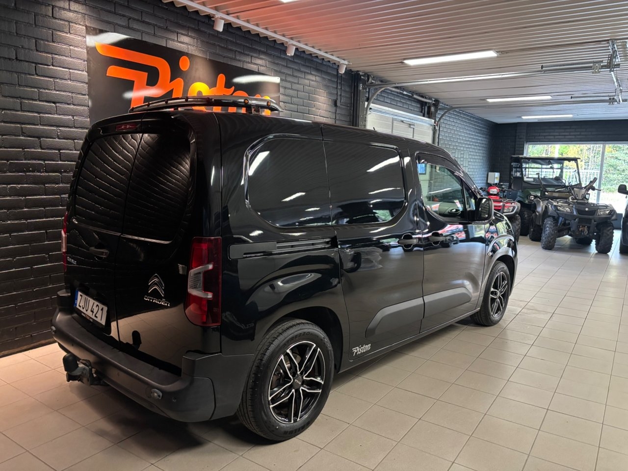 Citroen Berlingo 2018, bild 2/7