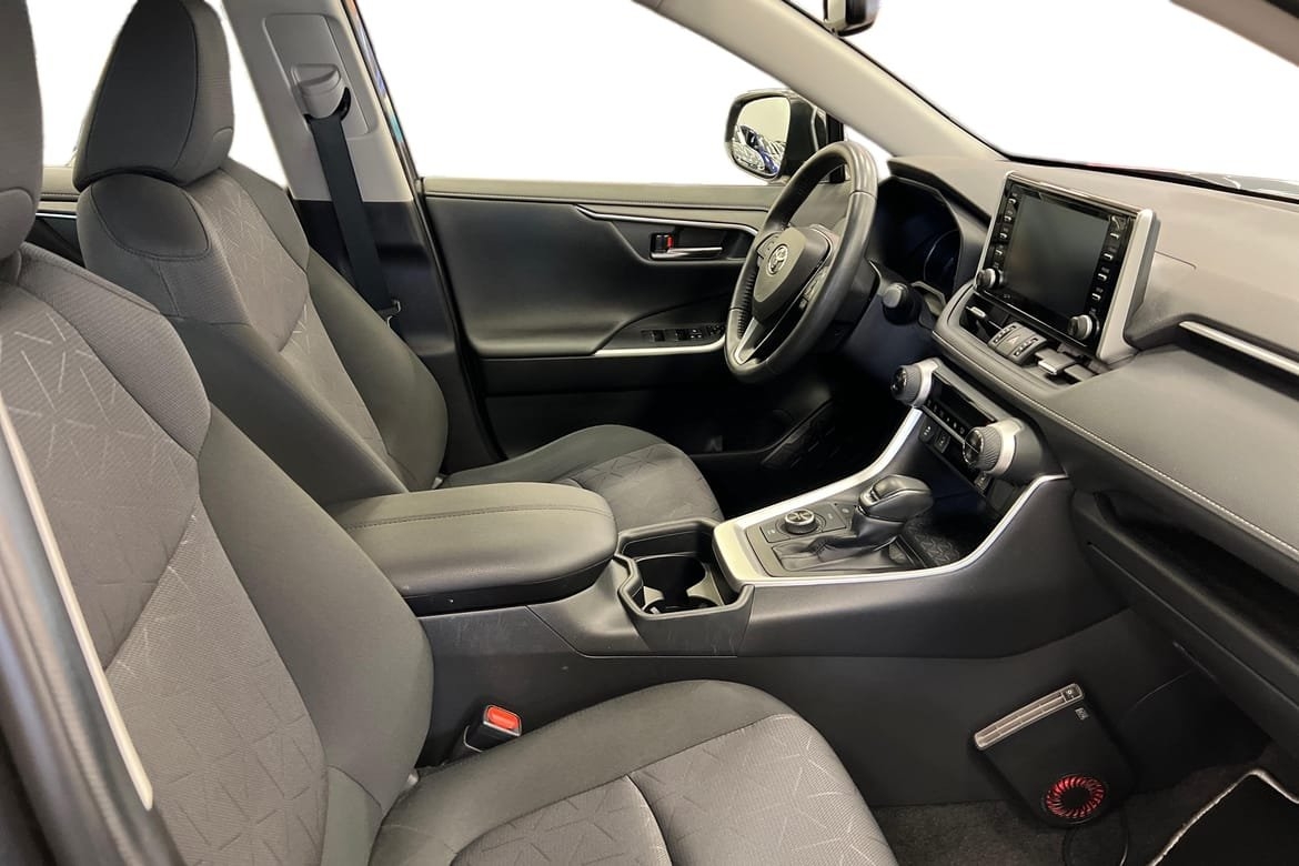 Toyota RAV4 2020, kuva 7/10