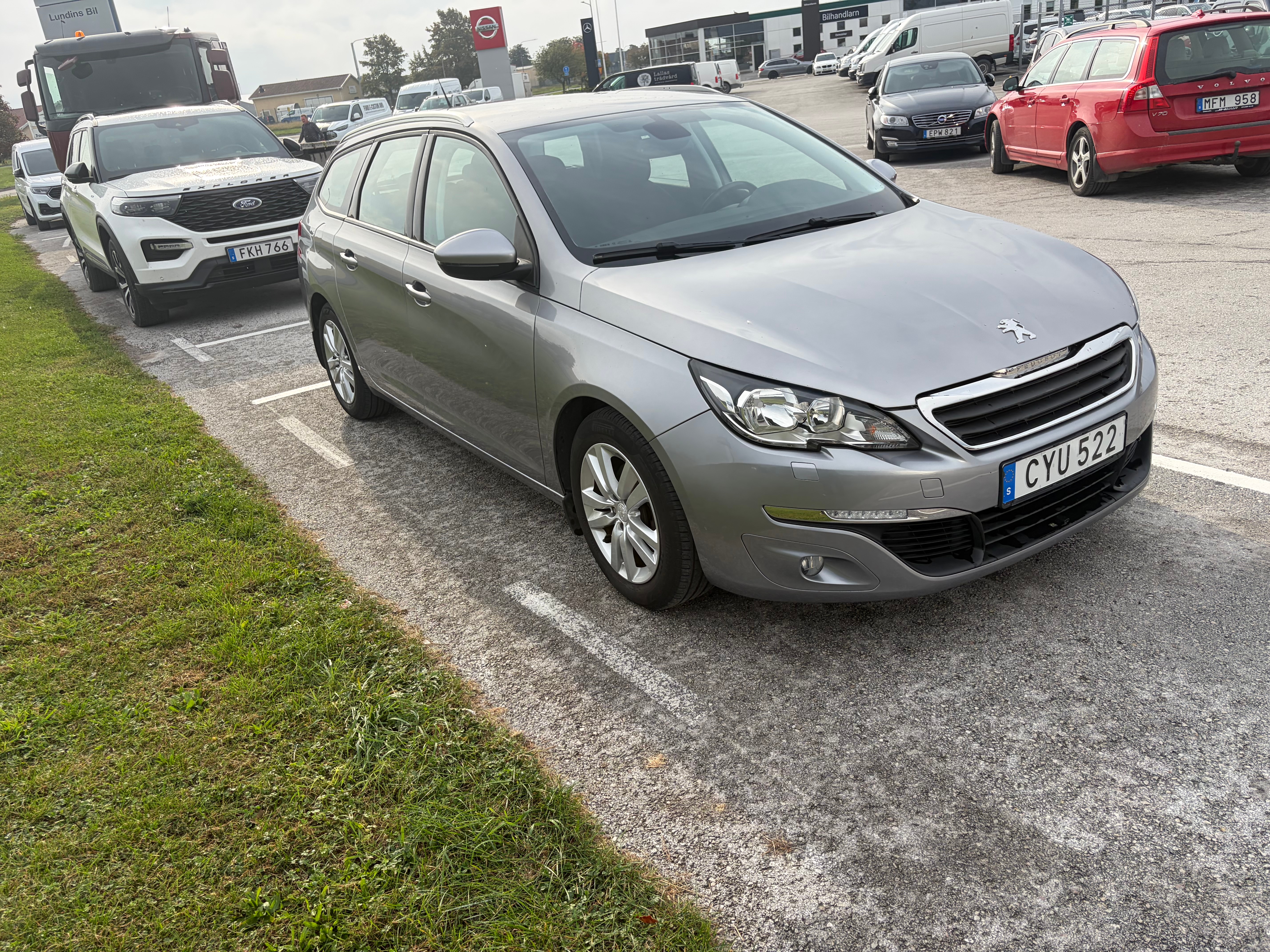 Peugeot 308 SW 1.2 PureTech 110 Manuell 2014, bild 6/9
