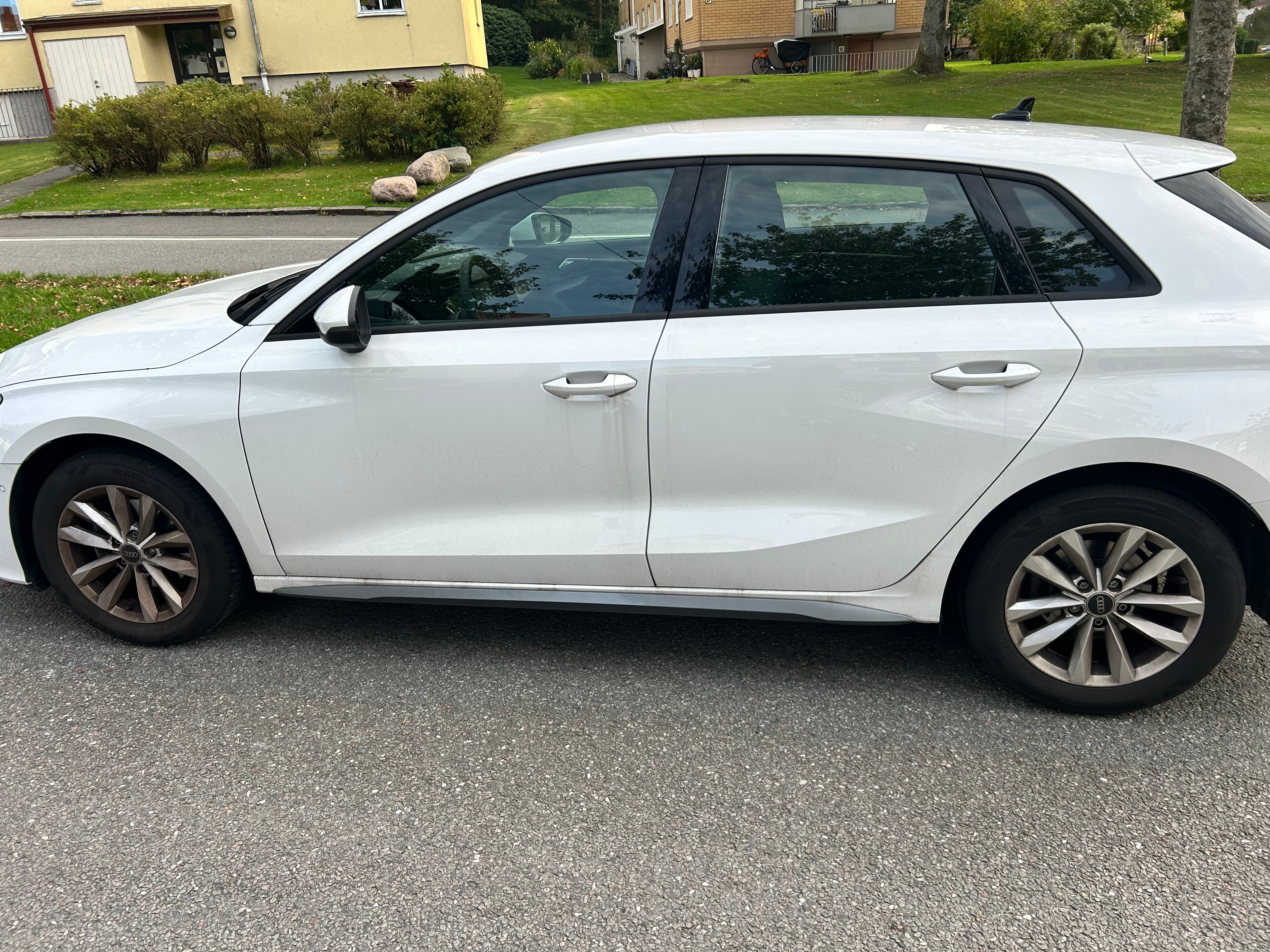 Audi A3 Sportback 35 TFSI Manuell 2026, bild 6/6