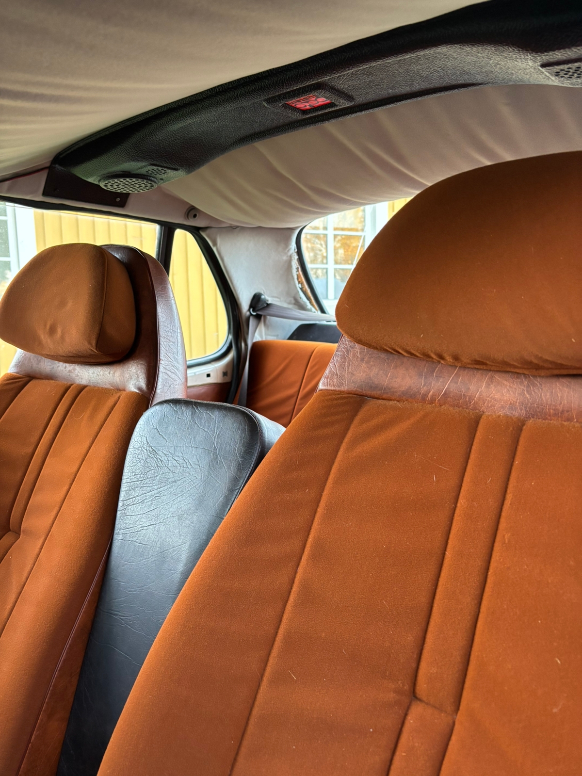 Saab 99 4-dörrars Sedan 2.0 Manuell 1975, bild 5/9