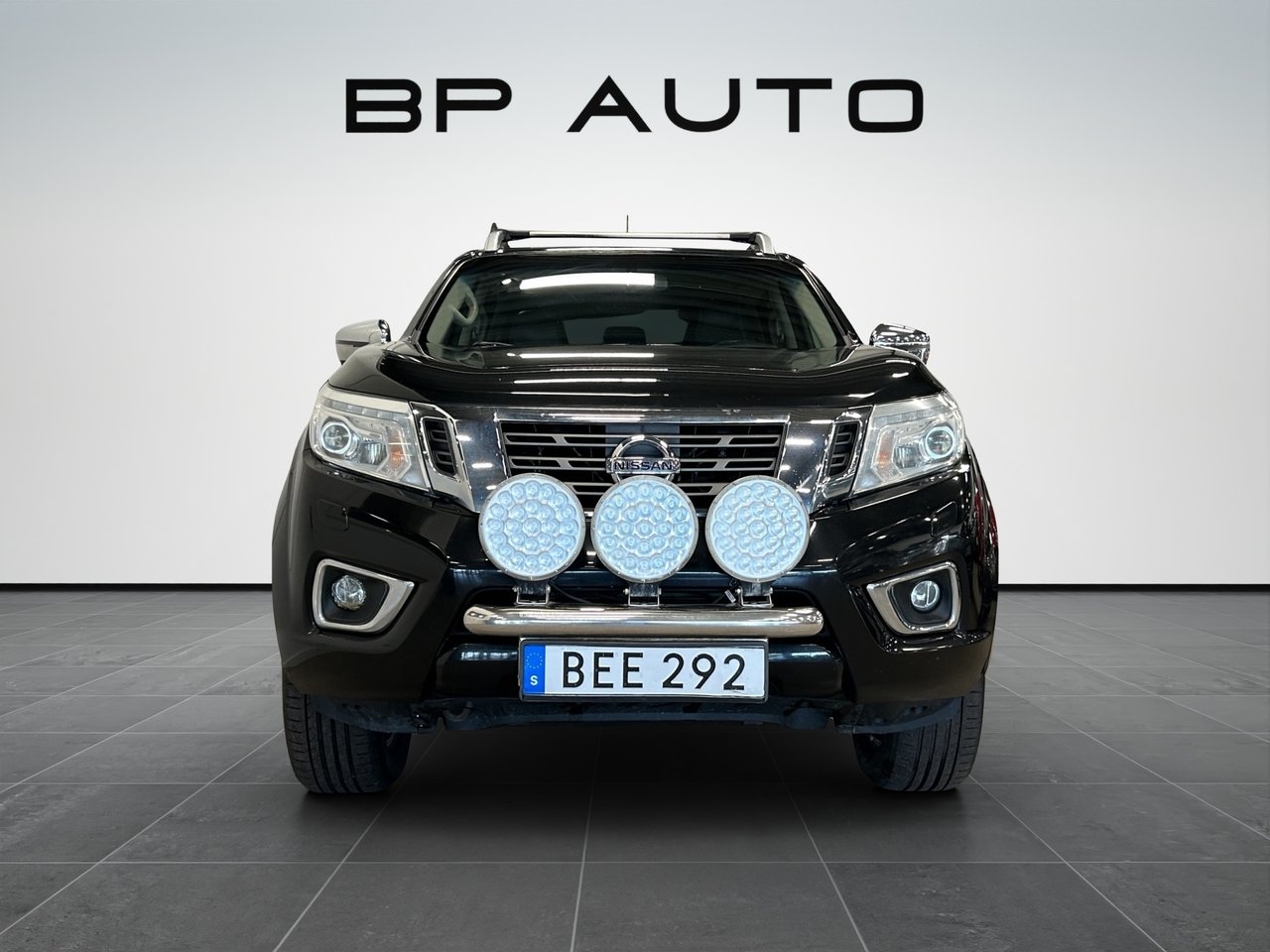 Nissan Navara 2017, bild 3/10