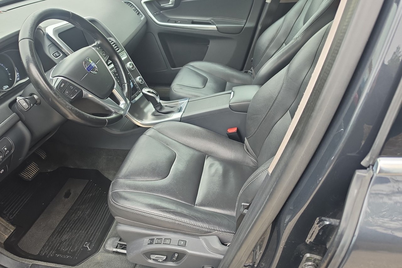 Volvo XC60 2016, bild 7/10