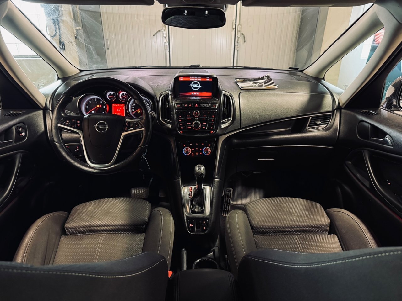 Opel Zafira Tourer 2016, bild 7/10