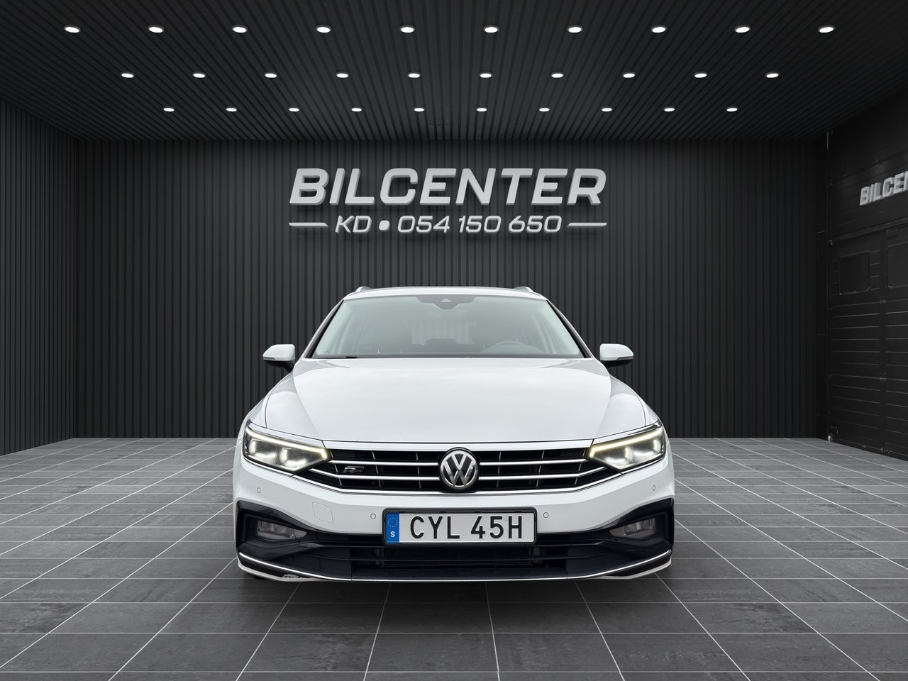 Volkswagen Passat 2020, kuva 2/10