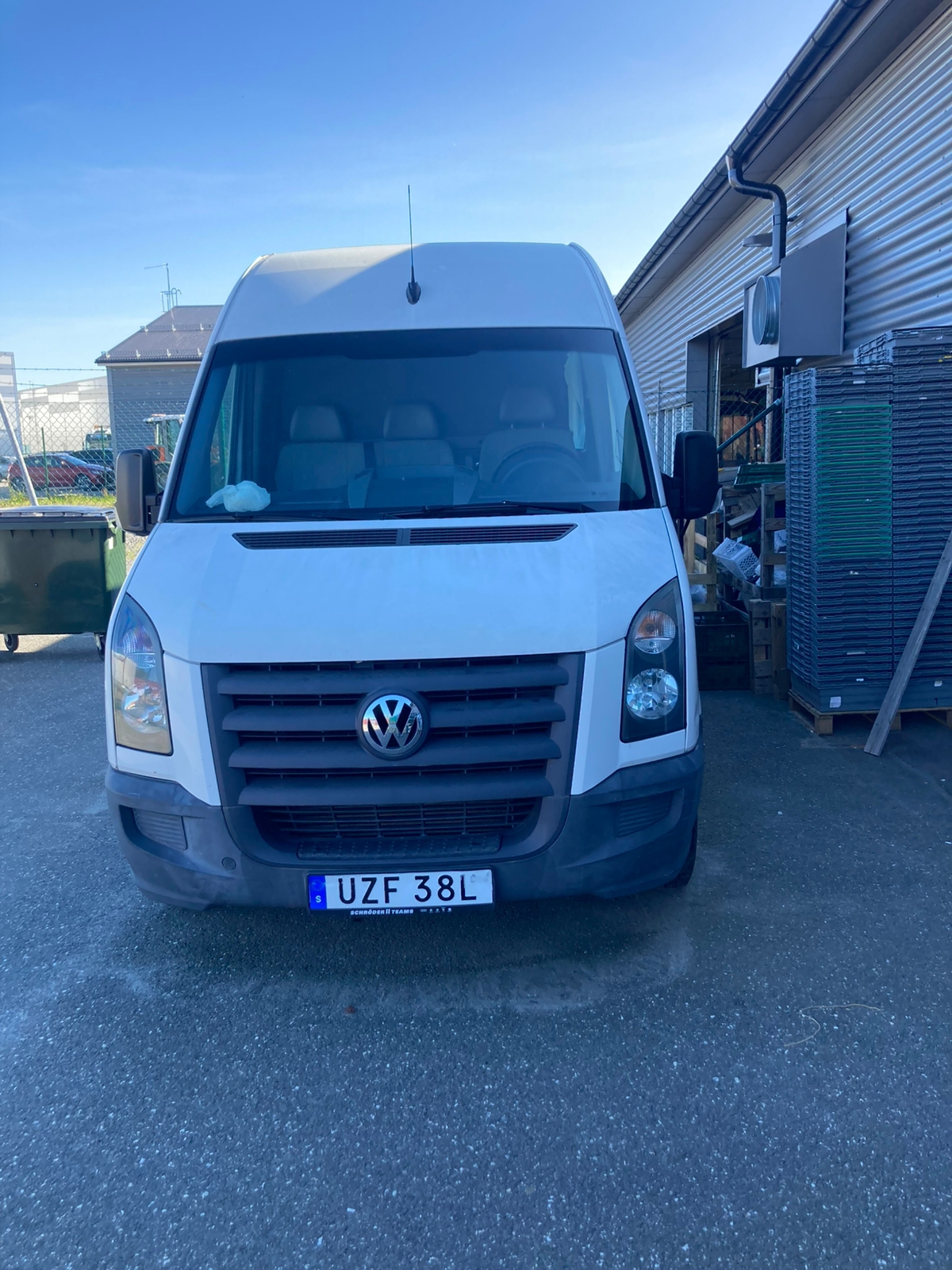 Volkswagen Crafter 2011, photo 2/3