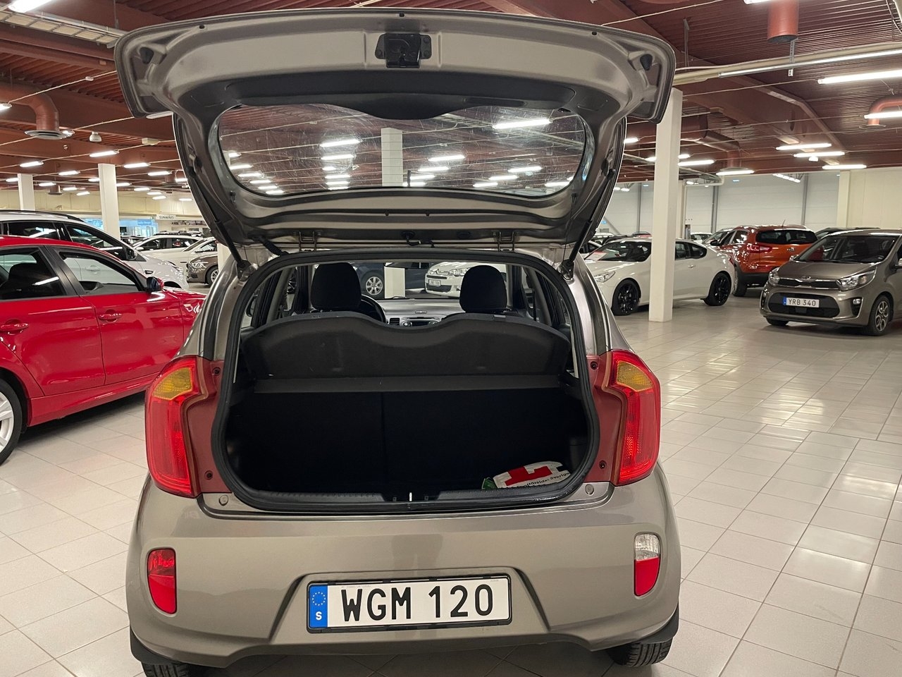 Kia Picanto 1,2 CCVT ECO Comfort 2012, kuva 5/6