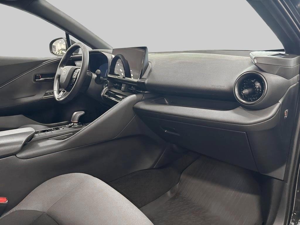 Toyota C-HR Hybrid 2,0 AWD, Style 2024, bild 7/10