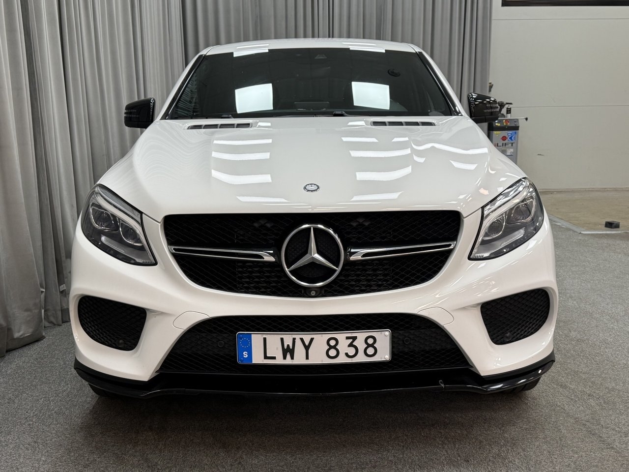 Mercedes-Benz GLE 2016, bild 5/10