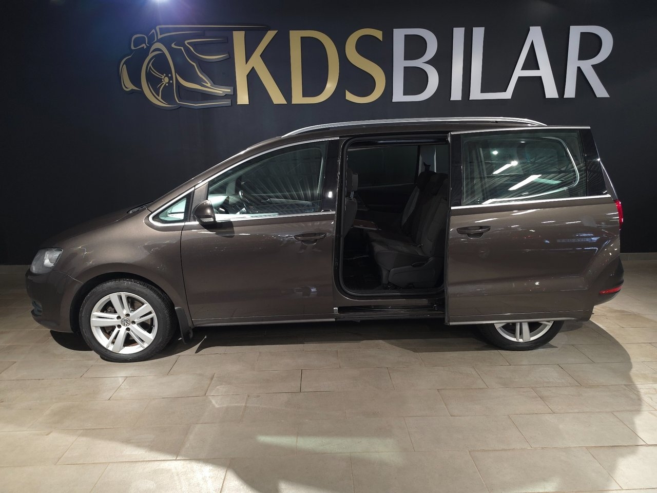 Volkswagen Sharan 2017, bild 3/10