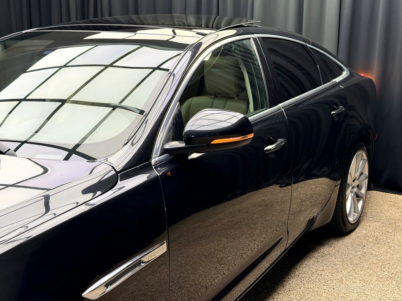 Jaguar XJ 2012, bild 6/10