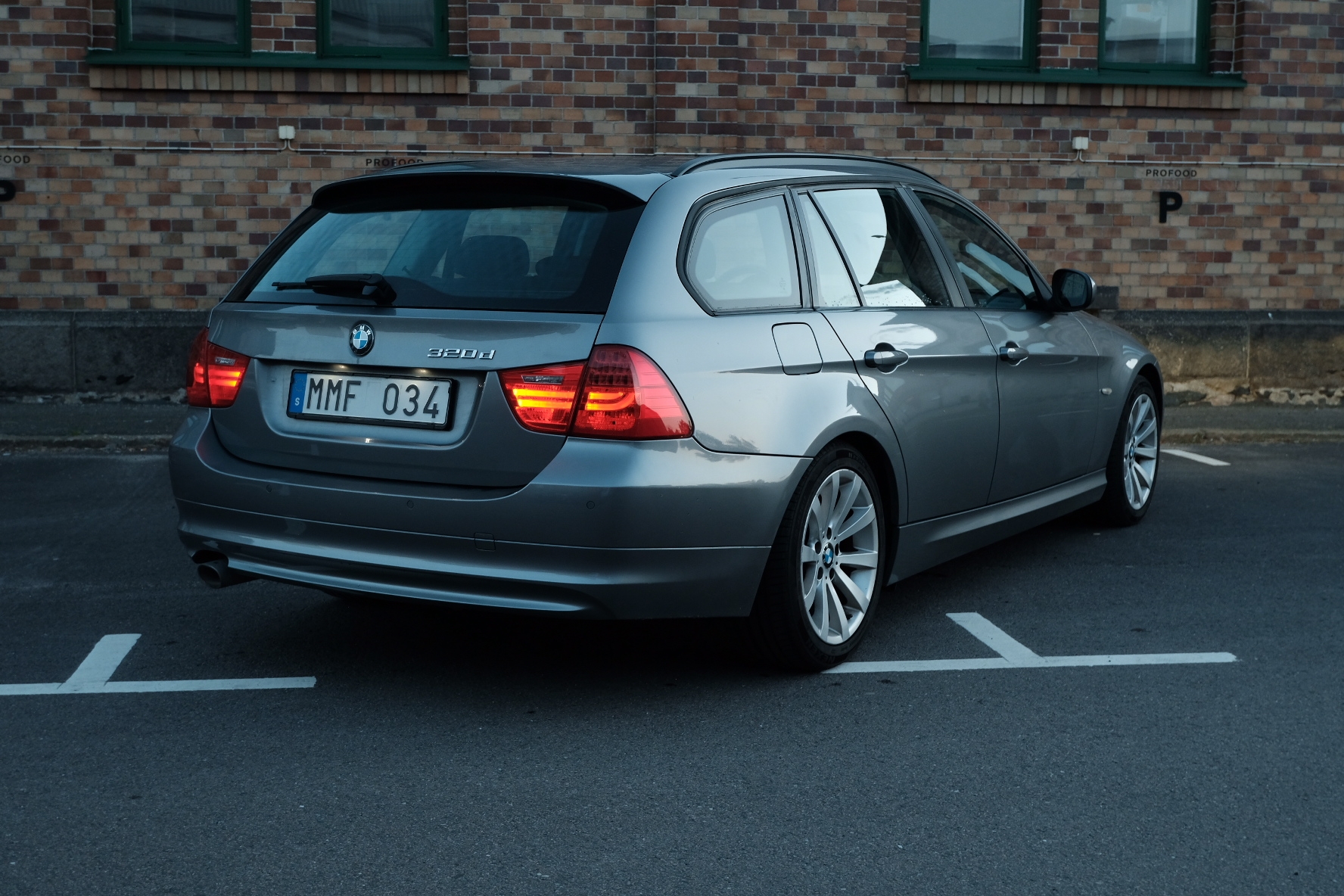 BMW 320 d Touring Automatisk 2010, bild 4/7
