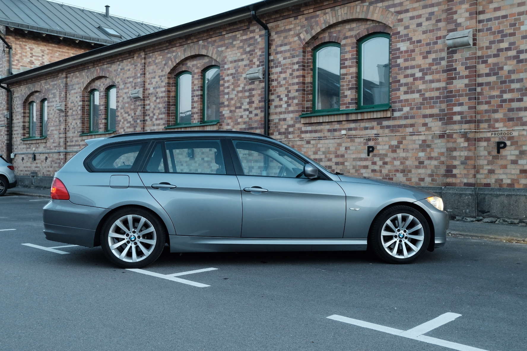 BMW 320 d Touring Automatisk 2010, bild 3/7